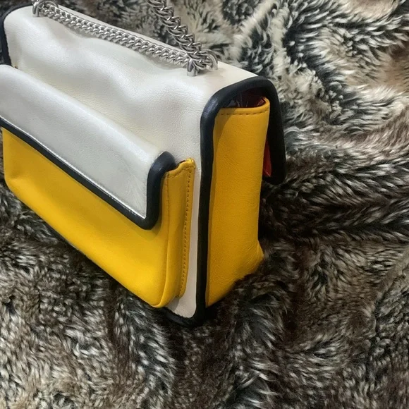 HOST PICK Marc By Marc Jacob’s Color Block 100% Cow Leather Crossbody - Picture 4 of 16